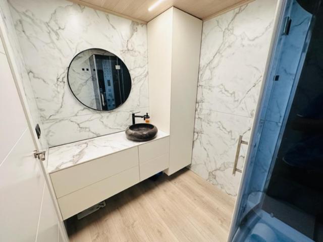 Fantastic Larimar New Apartment سالو المظهر الخارجي الصورة